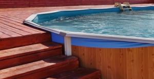 Guida alla scelta della piscina per il tuo giardino